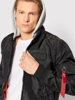 Alpha Industries Kurtka bomber MA-1 196108 Czarny Regular Fit