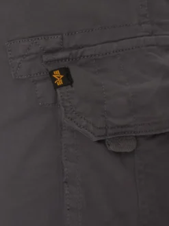Alpha Industries Szorty materiałowe Crew 176203 Szary Slim Fit