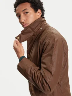 Barbour Kurtka przejściowa Ashby MWX0339BR31 Brązowy Regular Fit