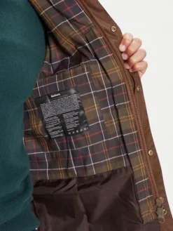 Barbour Kurtka przejściowa Ashby MWX0339BR31 Brązowy Regular Fit