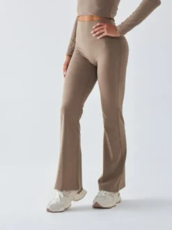 BeShaped Legginsy Dzwony - Morning Dew Beżowy Shaping Fit
