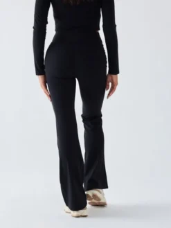 BeShaped Legginsy Dzwony - Morning Dew Czarny Shaping Fit