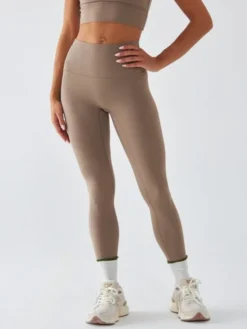 BeShaped Legginsy Sportowe - Morning Dew Beżowy Shaping Fit