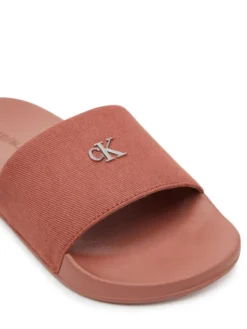 Calvin Klein Jeans Klapki Slide Monogram Hardware YW0YW01713 Koralowy