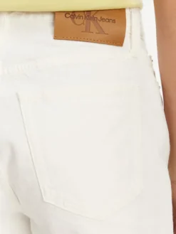 Calvin Klein Jeans Szorty jeansowe J20J225153 Biały Mom Fit
