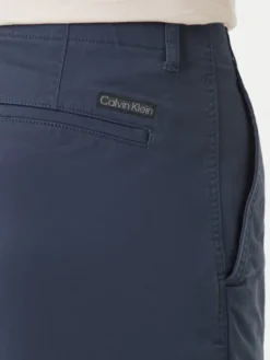 Calvin Klein Jeans Szorty materiałowe LV04RF617G Granatowy Regular Fit