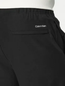 Calvin Klein Jeans Szorty sportowe LV04RF252G Czarny Regular Fit