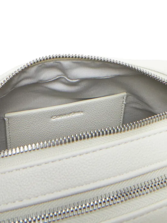 Calvin Klein Jeans Torebka Ultralight Ew Dble Zip Camera Ba LV04K3124G Biały