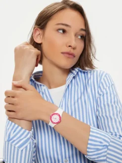 Casio Zegarek LRW-200H-4BVEF Biały