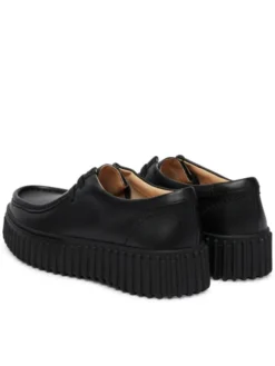 Clarks Półbuty Torhill Bee 26186665 Czarny