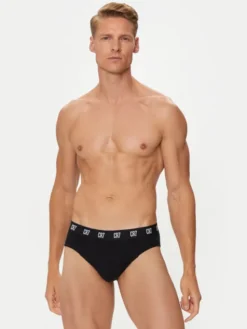 Cristiano Ronaldo CR7 Komplet slipów Main Basic Brief 3-Pack 8100-66-900 Czarny
