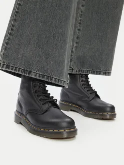 Dr. Martens Glany 1490 22524001 Czarny