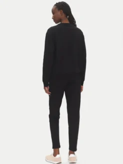 EA7 Emporio Armani Dres 7W000115 AF13135 MC004 Czarny Regular Fit