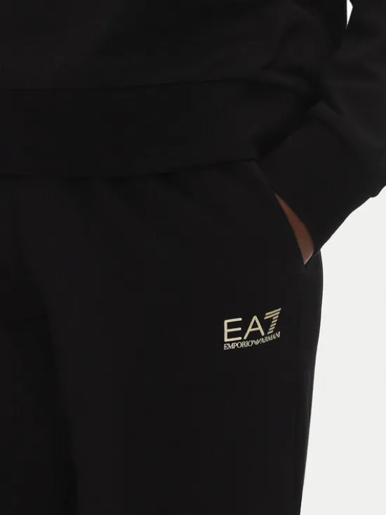 EA7 Emporio Armani Dres 7W000115 AF13135 MC004 Czarny Regular Fit
