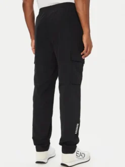EA7 Emporio Armani Spodnie cargo 7M002183 AF13190 UC001 Czarny Regular Fit