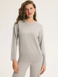 Esotiq Komplet sweter i spodnie materiałowe 46082 Szary Regular Fit
