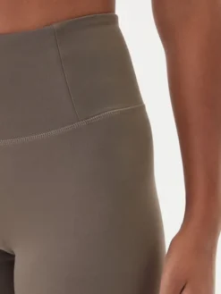 Girlfriend Collective Legginsy Float 4021 Beżowy Slim Fit