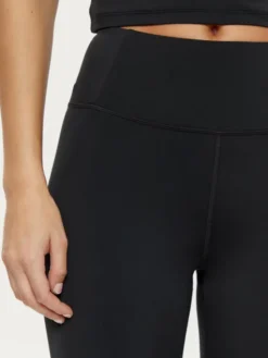 Girlfriend Collective Legginsy Float 4022 Czarny Slim Fit