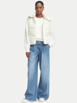 Guess Bezrękawnik W6BL53 W4182 Kremowy Regular Fit