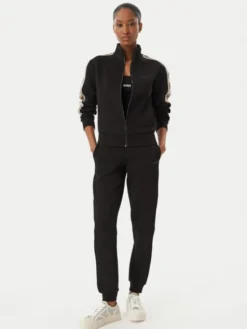 Guess Bluza V2YQ16 KB3P2 Czarny Regular Fit