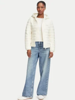 Guess Jeans Kurtka przejściowa W6YL09 W2799 Kremowy Regular Fit