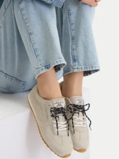 Guess Jeans Sneakersy EO-CS5262 Szary