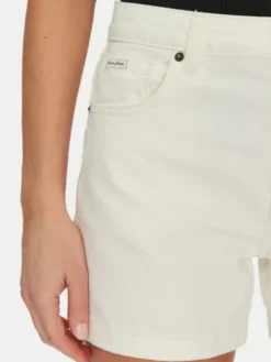 Guess Jeans Szorty materiałowe W5GD0S D5M62 Biały Regular Fit