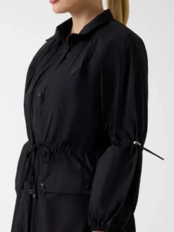 Guess Kurtka przejściowa 183669 Czarny Classic Fit