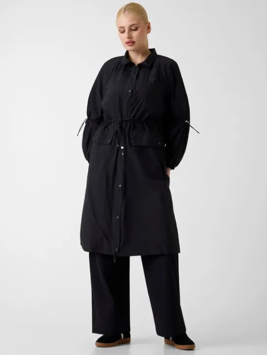 Guess Kurtka przejściowa 183669 Czarny Classic Fit