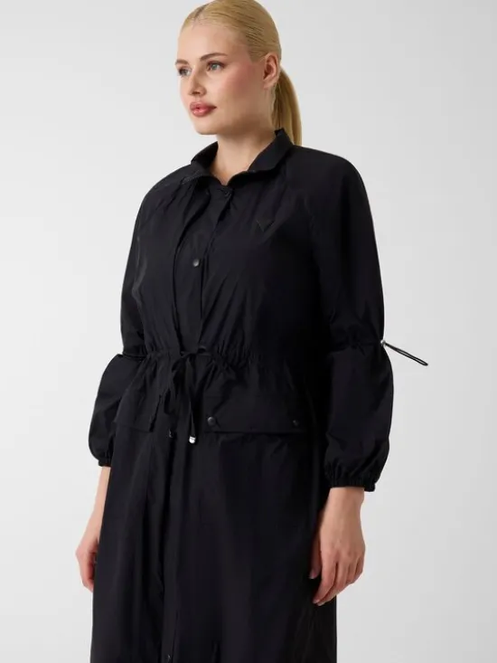 Guess Kurtka przejściowa 183669 Czarny Classic Fit