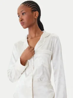 Guess Piżama O5BX05 W4732 Écru Regular Fit