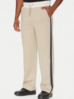 Guess Spodnie dresowe Z5YB14 KCRU2 Beżowy Regular Fit
