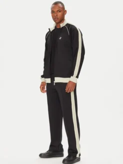 Guess Spodnie dresowe Z5YB14 KCRU2 Czarny Regular Fit