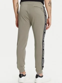 Guess Spodnie dresowe Z2YB19 K6ZS1 Khaki Regular Fit
