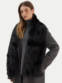 Guess Szalik AW5403 POL03 Czarny