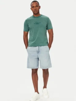 Guess Szorty jeansowe Carson M6YDVB D1407 Niebieski jasny Relaxed Fit