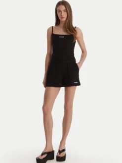 Guess Szorty sportowe E6GD01 KCRZ1 Czarny Relaxed Fit