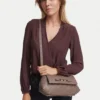 Guess Torebka Carmella HWPD22 25200 Beżowy ciemny