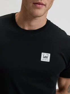 Lee T-Shirt WOVEN LABEL TEE Czarny Regular Fit