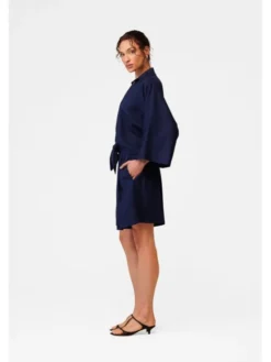LE POSSÉ Szorty materiałowe B Granatowy Loose Fit