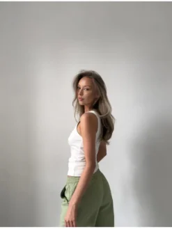 Le Songe Top PISTACHIO Biały Basic Fit