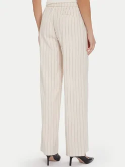 Maryley Spodnie materiałowe 25IB598/M17/35PA Écru Regular Fit