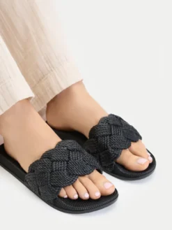 MEXX Klapki CEO-MICH1906041W-01 Czarny