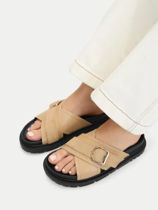 MEXX Klapki EO-HY25006-7 Beżowy