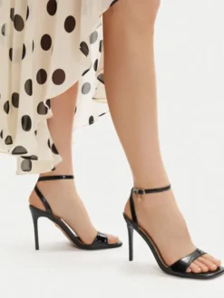 Nine West Sandały CEO-CR436-T8637 Czarny