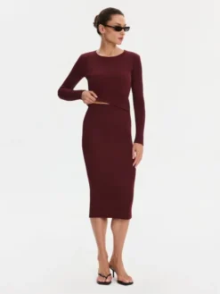 Nudyess Spódnica midi Tremity z prążka Bordowy Slim Fit