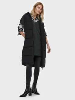ONLY Bezrękawnik Alina 15241995 Czarny Regular Fit