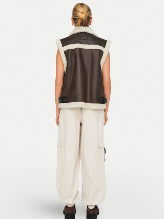 ONLY Bezrękawnik Betty 15322433 Brązowy Regular Fit
