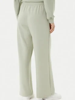 ONLY Spodnie dresowe Scarlet 15355811 Zielony Regular Fit