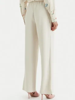 ONLY Spodnie materiałowe Maya 15369156 Beżowy Loose Fit